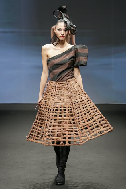 FUKUSHIMA PRIDE by JUNKO KOSHINO 2019-20AW 東京コレクション 画像7/91