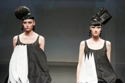 FUKUSHIMA PRIDE by JUNKO KOSHINO 2019-20AW 東京コレクション 画像59/91