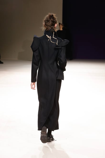 Yohji Yamamoto -Women's- 2019-20AW パリコレクション 画像3/52