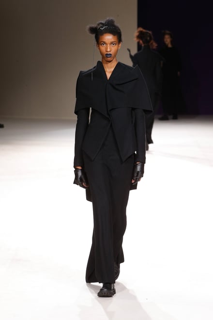 Yohji Yamamoto -Women's- 2019-20AW パリコレクション 画像16/52