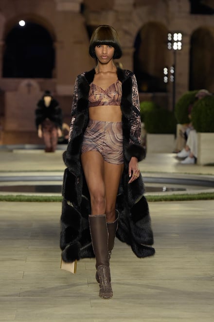 FENDI 2019-20AW Coutureコレクション 画像12/50