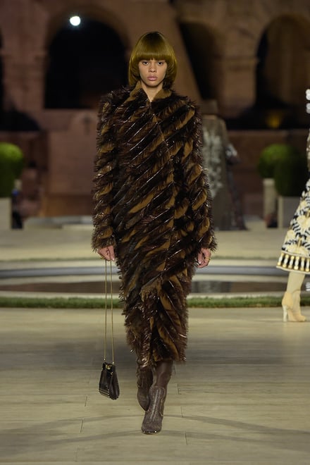 FENDI 2019-20AW Coutureコレクション 画像27/50