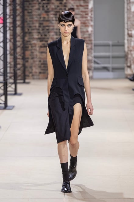 ANN DEMEULEMEESTER -Women's- 2020SS パリコレクション 画像2/38