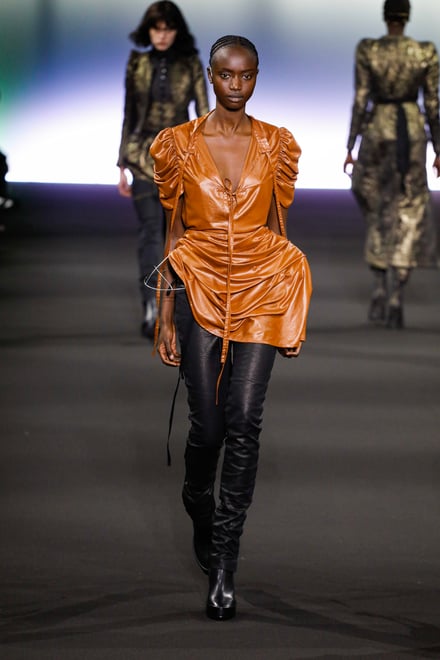 ANN DEMEULEMEESTER -Women's- 2020-21AW パリコレクション 画像23/37