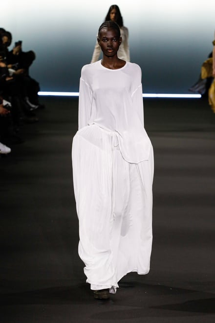 ANN DEMEULEMEESTER -Women's- 2020-21AW パリコレクション 画像27/37