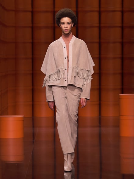HERMÈS -Women's- 2021年秋冬コレクションコレクション | パリ | 画像 販売大セール エルメス ショートスリーブドレス 2021AW ニット/セーター