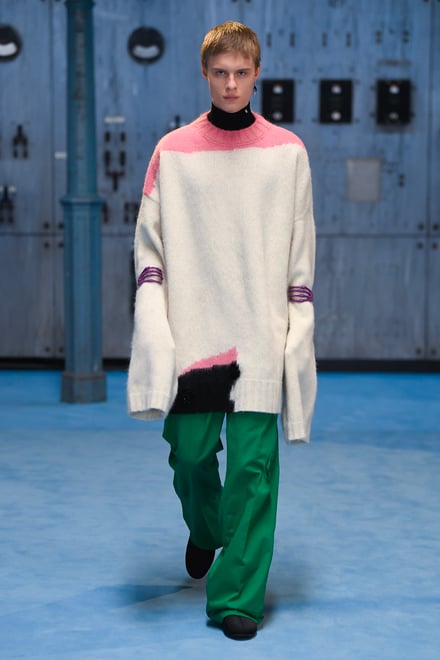 RAF SIMONS 2021-2022年秋冬コレクション - ニット