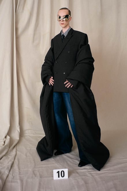 BALENCIAGA 2021AW Couture パリコレクション 画像10/63