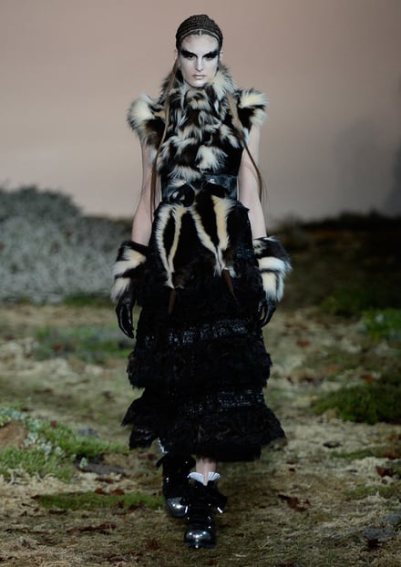Alexander McQueen 2014-15AW パリコレクション 画像19/33