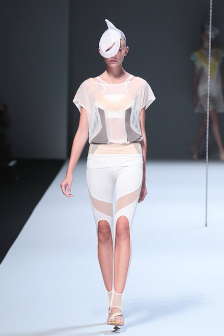 ISSEY MIYAKE 2012SSコレクション 画像11/37