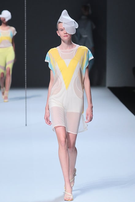 ISSEY MIYAKE 2012SSコレクション 画像12/37