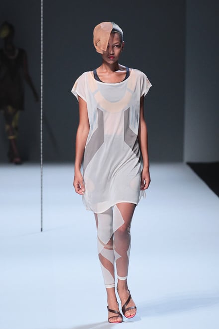 ISSEY MIYAKE 2012SSコレクション 画像14/37