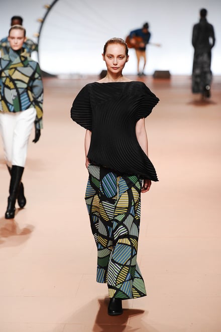 ISSEY MIYAKE 2014-15AW パリコレクション 画像10/42