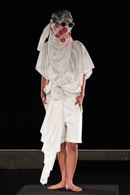 MIKIO SAKABE × Chim↑Pom 2011SSコレクション 画像4/33