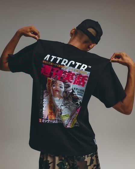 ATTRCTRと週刊実話のコラボアイテム