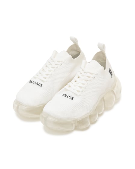 「グラウンズ(grounds)」とのコラボレーションシューズ