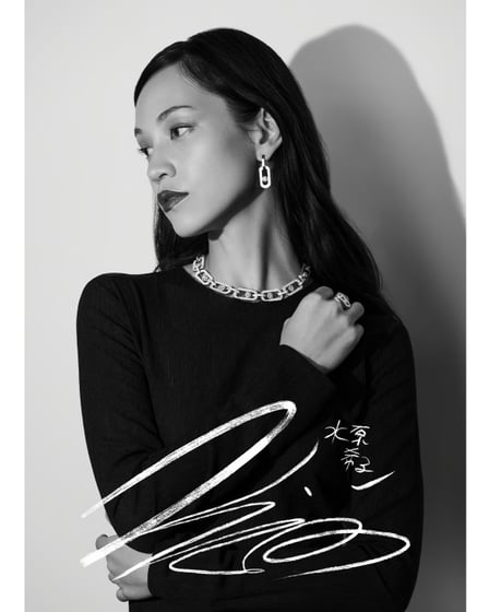 ⽔原希⼦の人物画像