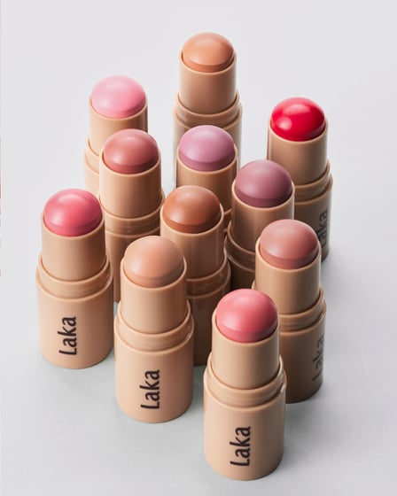 ラカ サンシールドグローイーチークの画像