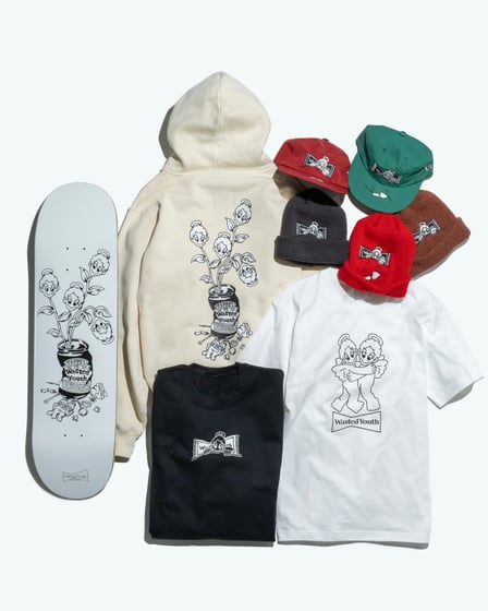 ボード、フーディー、スウェットシャツ、Tシャツ、ビーニー、キャップ