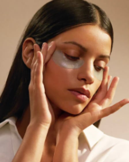 ロクシタン新作アイパッチビジュアル画像