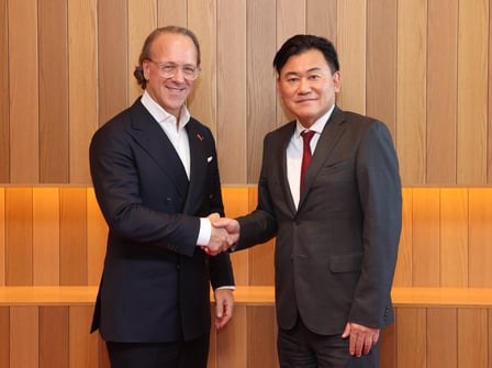 2人の男性
