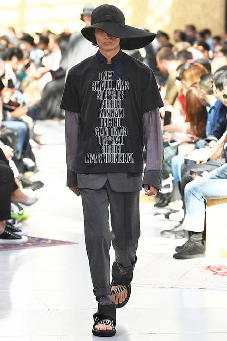 sacai