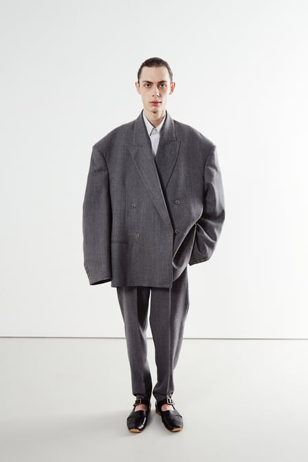 ブランド「Hed Mayner」のコレクション一覧 - FASHIONSNAP