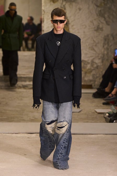 VETEMENTS
