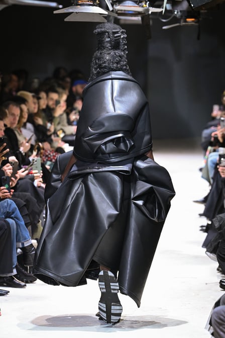 ブランド「COMME des GARÇONS」のコレクション一覧 - FASHIONSNAP ブランド「COMME des GARÇONS」のコレクション一覧 - FASHIONSNAP