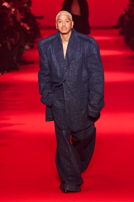 VETEMENTS