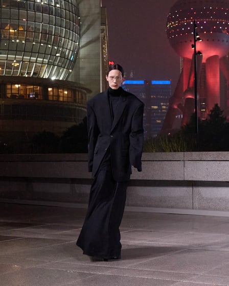 ブランド「BALENCIAGA」のコレクション一覧 - FASHIONSNAP ブランド「BALENCIAGA」のコレクション一覧 - FASHIONSNAP