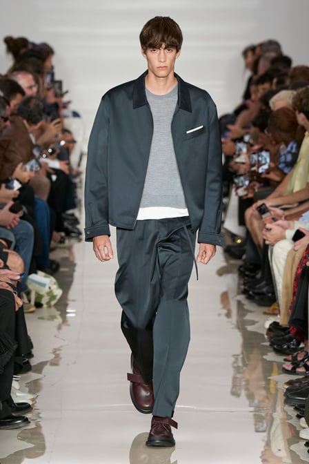 ブランド「NEIL BARRET」のコレクション一覧 - FASHIONSNAP