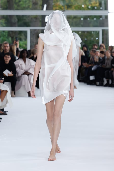 ブランド「ISSEY MIYAKE」のコレクション一覧 - FASHIONSNAP