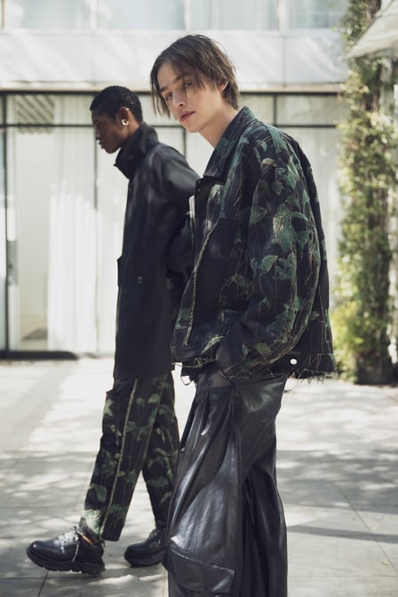 ブランド「Licht Bestreben」のコレクション一覧 - FASHIONSNAP 