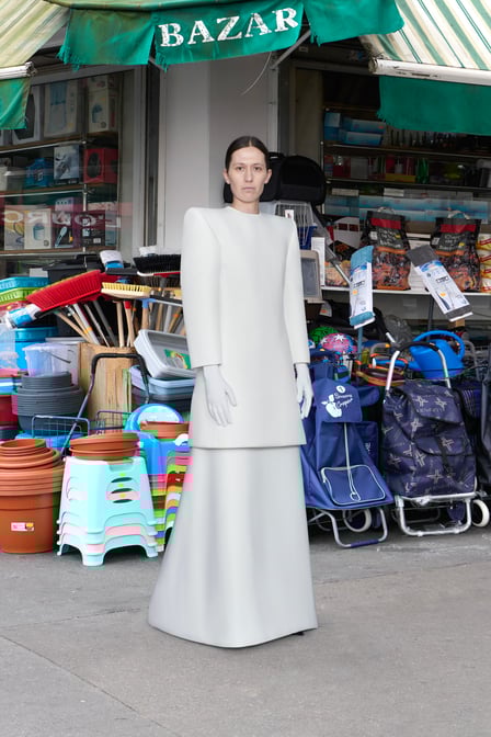 ブランド「BALENCIAGA」のコレクション一覧 - FASHIONSNAP