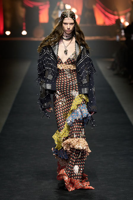 ブランド「ETRO」のコレクション一覧 - FASHIONSNAP