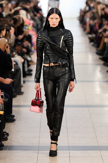 ブランド「OTTOLINGER」のコレクション一覧 - FASHIONSNAP