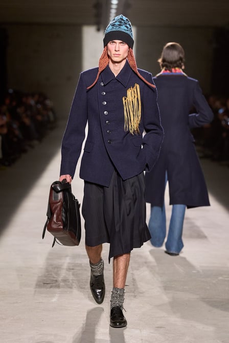 ブランド「DRIES VAN NOTEN」のコレクション一覧 - FASHIONSNAP