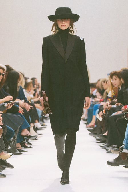 ブランド「CELINE」のコレクション一覧 - FASHIONSNAP