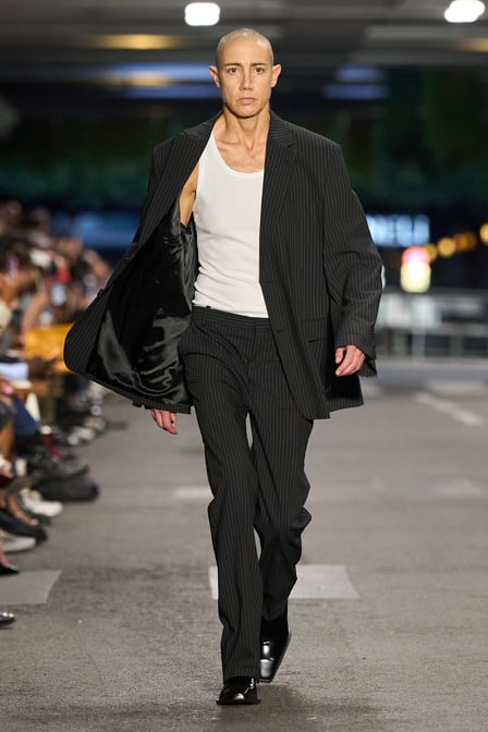 VETEMENTS