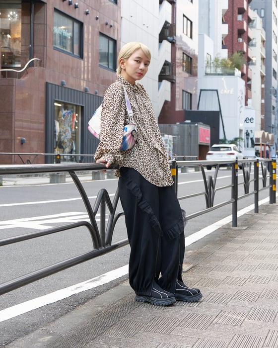 hitomi