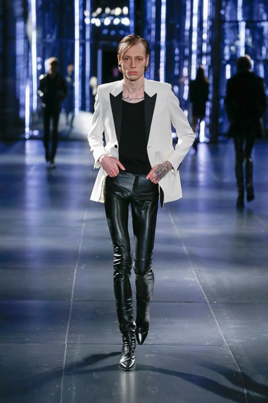 SAINT LAURENT 2015-16秋冬 | パリ | 画像63枚 - FASHIONSNAP