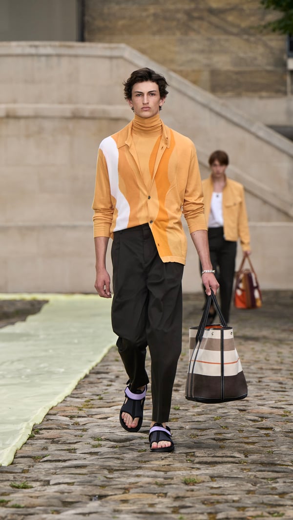 HERMÈS -Men's- 2023年春夏コレクション | パリ | 画像53枚 - FASHIONSNAP