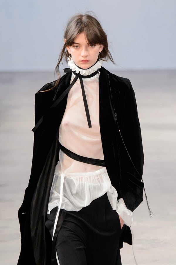 ANN DEMEULEMEESTER メンズ 2016〜2021写真集 Ann Demeulemeester Fall 2021 Menswear Collection | Vogue