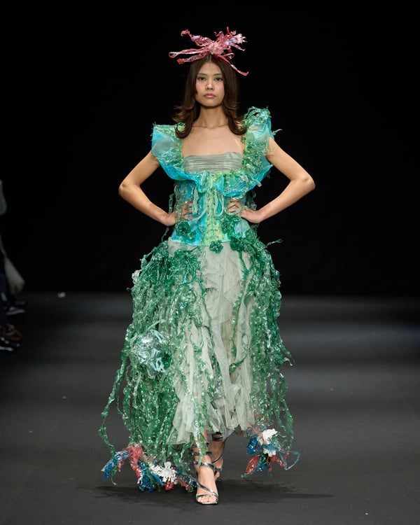 Marika Suzukiのルック