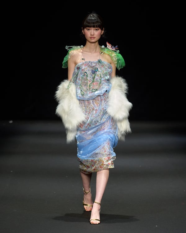 Marika Suzukiのルック