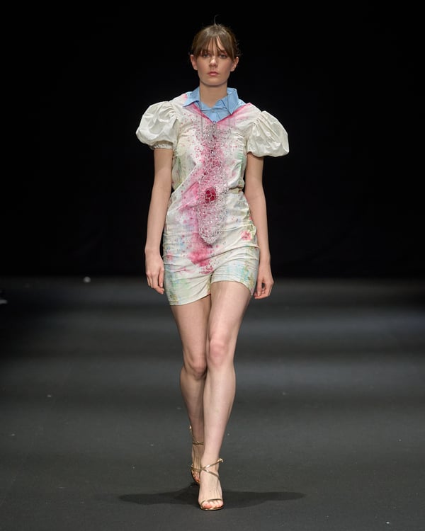 Marika Suzukiのルック