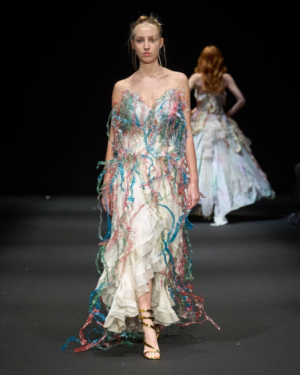 Marika Suzukiのルック