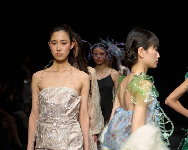 Marika Suzukiのルック