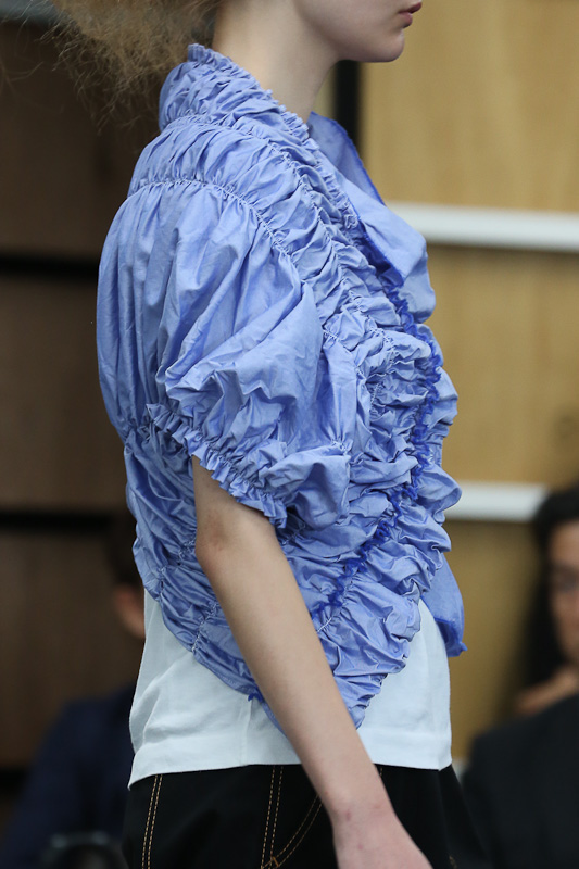 tricot COMME des GARÇONS 2013春夏 | 東京 | 画像70枚 - FASHIONSNAP